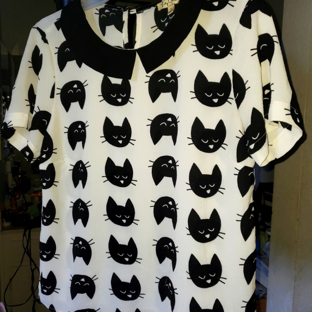 Lily White Cat Print blouse